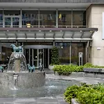 Отель Eurostars Uhotel