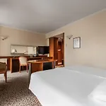 Eurostars Uhotel Отель Любляна