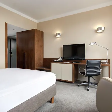 Eurostars Uhotel 4*