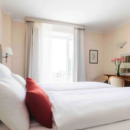 Eurostars Uhotel 4* לובליאנה