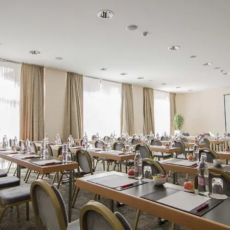 Eurostars Uhotel Otel Ljubljana