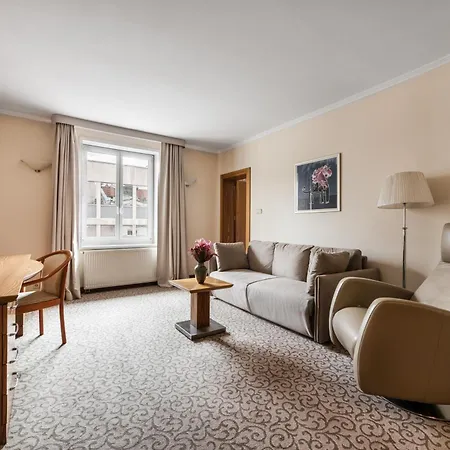 Eurostars Uhotel 4* ليوبليانا