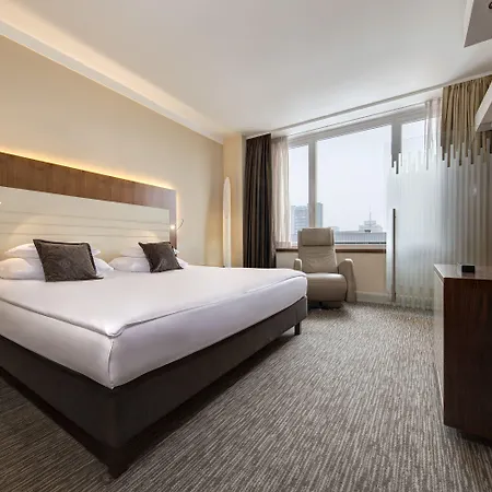 Eurostars Uhotel 4* Lublaň