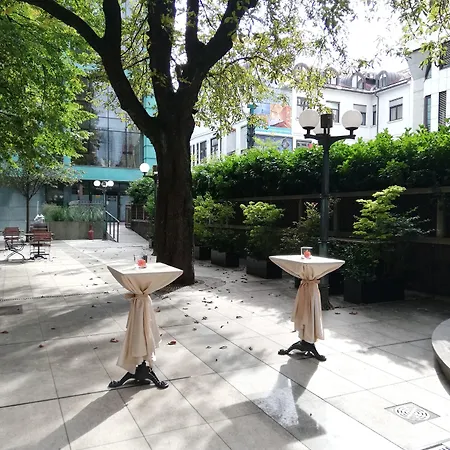 Eurostars Uhotel 4* 류블랴나