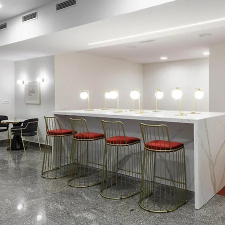 Eurostars Uhotel