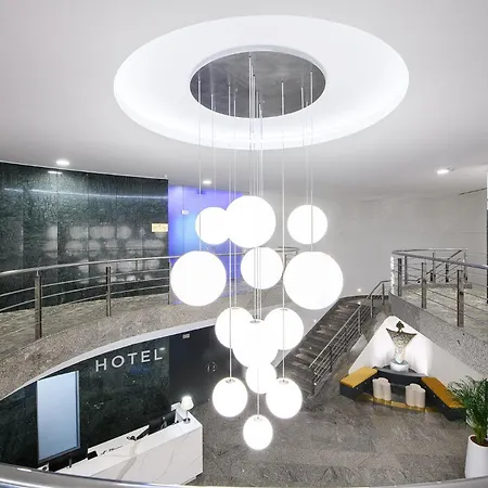 Eurostars Uhotel Hotel