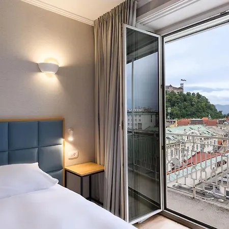 Hotel Eurostars Uhotel