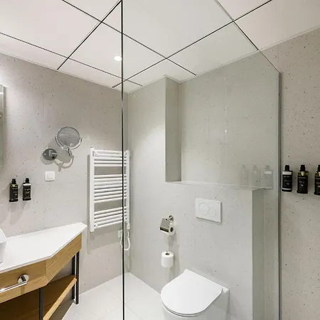 Hotel Eurostars Uhotel