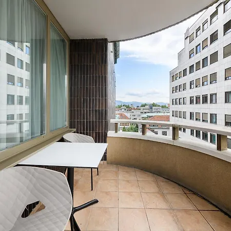 Hotel Eurostars Uhotel 4*