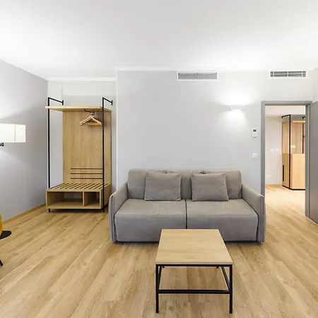 Eurostars Uhotel