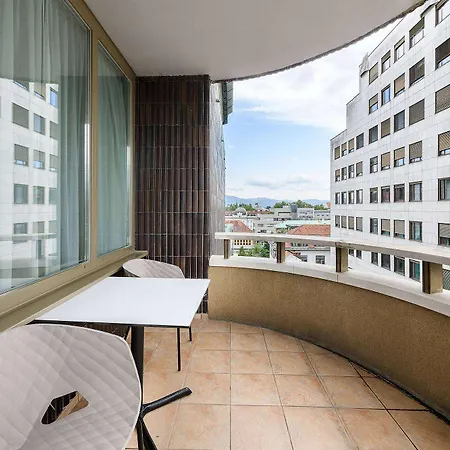 Eurostars Uhotel