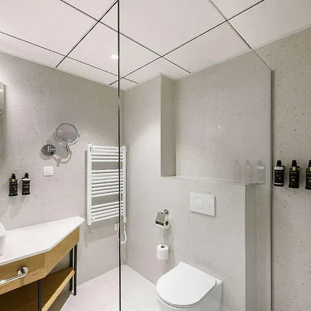 Eurostars Uhotel 4*