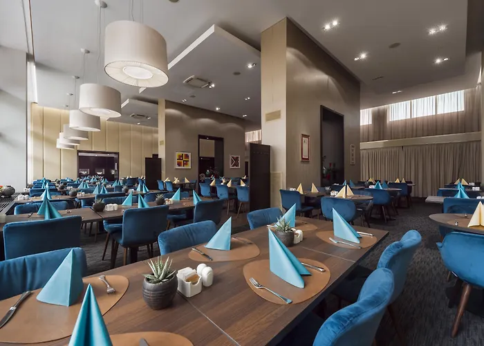 ホテル Eurostars Uhotel