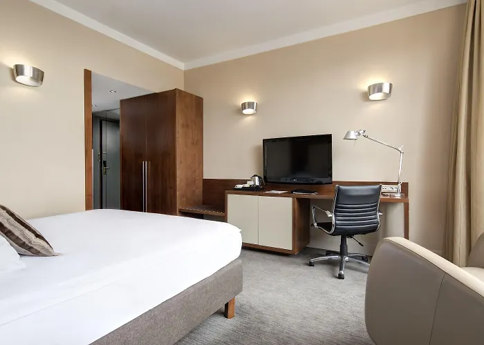 Eurostars Uhotel 4*