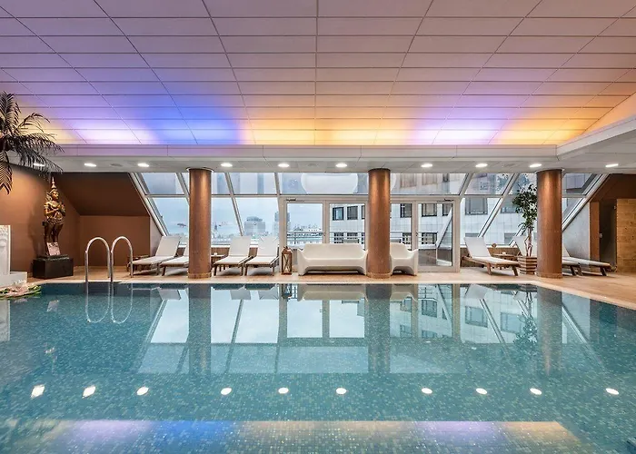 Eurostars Uhotel ホテル