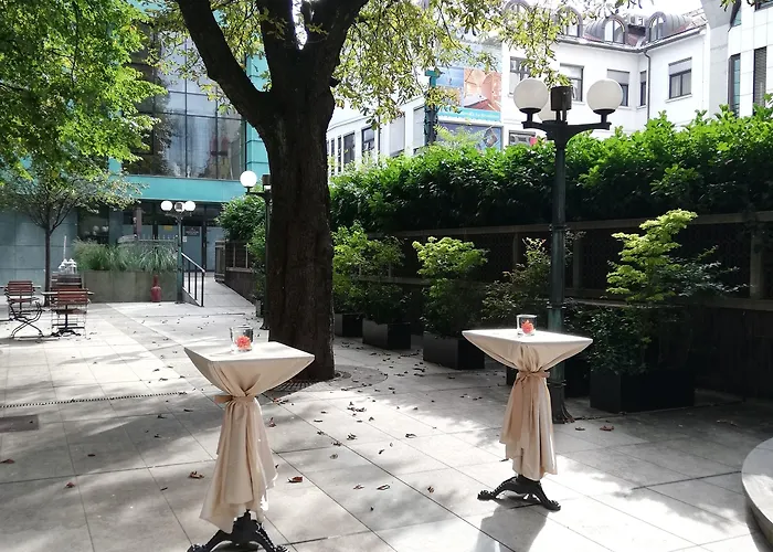 Eurostars Uhotel 4* 류블랴나