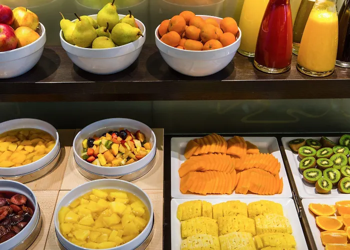 호텔 Eurostars Uhotel