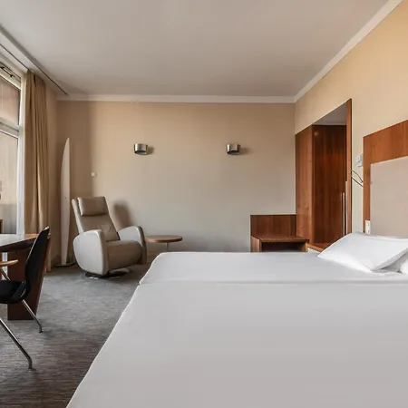 מלון Eurostars Uhotel לובליאנה