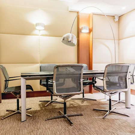 מלון Eurostars Uhotel לובליאנה